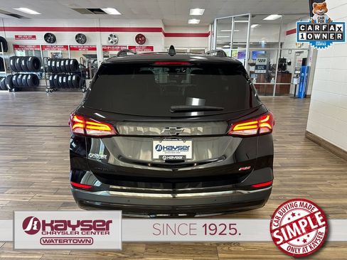 Used 2023 Chevrolet Equinox RS w/ RS Leather Package AWD/4WD image 4