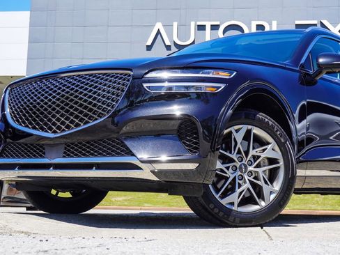 Used 2023 Genesis GV70 2.5T w/ Select Package AWD/4WD image 2