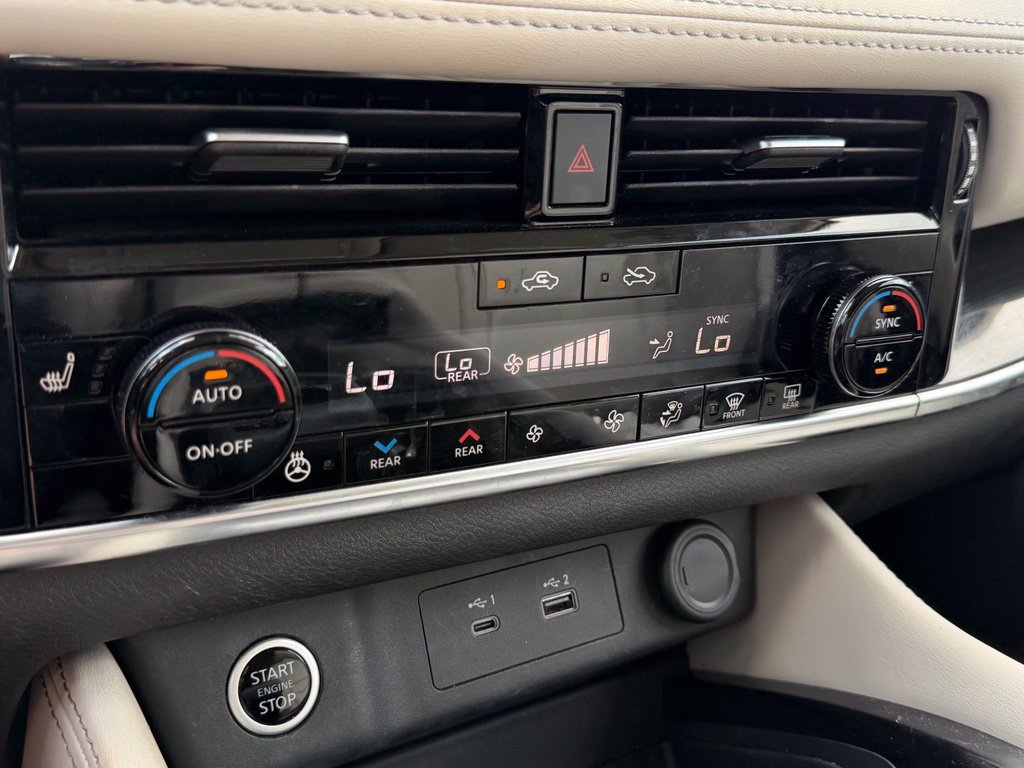 Used 2023 Nissan Rogue SL w/ SL Premium Package FWD image 16