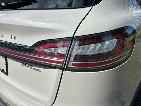 Used 2020 Lincoln Nautilus Reserve w/ Equipment Group 202A AWD/4WD image 14