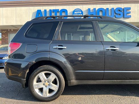 Used 2010 Subaru Forester 2.5X Premium w/ Popular Equipment Group 7B AWD/4WD image 40