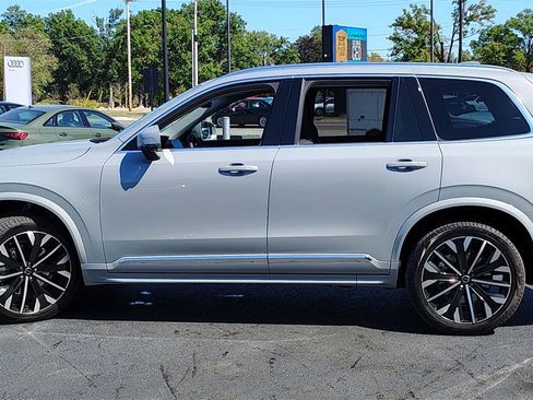 New 2026 Volvo XC90 B6 Plus w/ Protection Package image 5