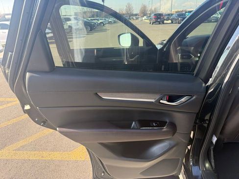 Used 2021 MAZDA CX-5 Signature image 24