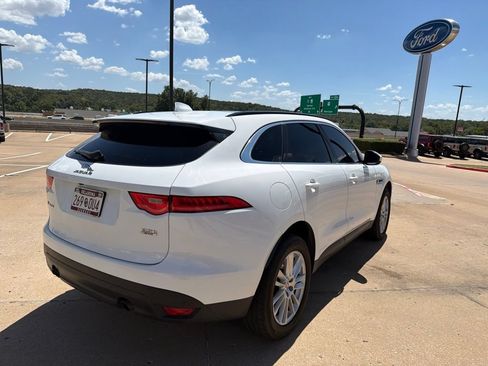 Used 2018 Jaguar F-PACE Prestige AWD/4WD image 7