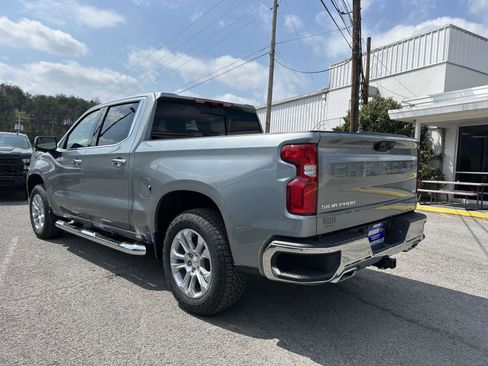 New 2026 Chevrolet Silverado 1500 LTZ w/ LTZ Premium Package AWD/4WD image 5