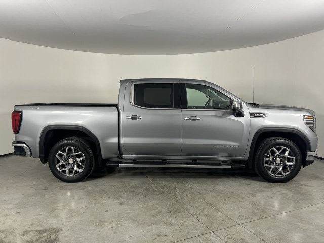 Used 2025 GMC Sierra 1500 SLT w/ SLT Premium Package AWD/4WD image 9