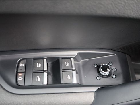 Used 2023 Audi Q5 2.0T Premium Plus w/ Premium Plus Package image 14