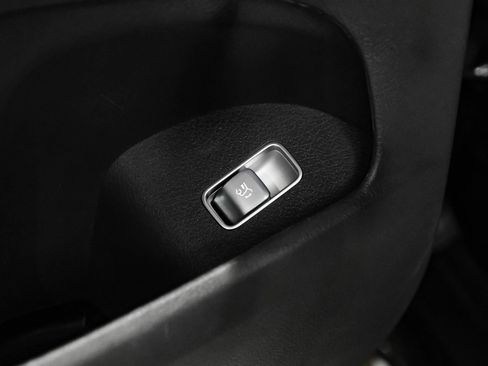 Used 2020 Mercedes-Benz GLE 350 w/ Parking Assist Package image 42