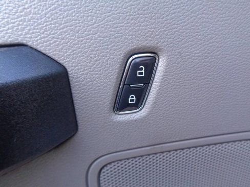 Used 2019 Ford F250 XL w/ XL Value Package image 19