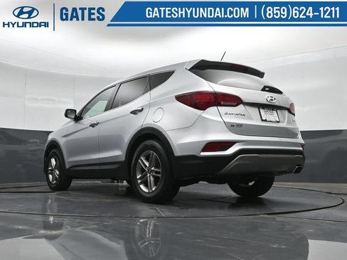 Used 2018 Hyundai Santa Fe Sport FWD image 39
