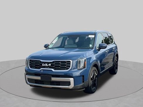 Used 2023 Kia Telluride S w/ S Sunroof Package AWD/4WD image 7
