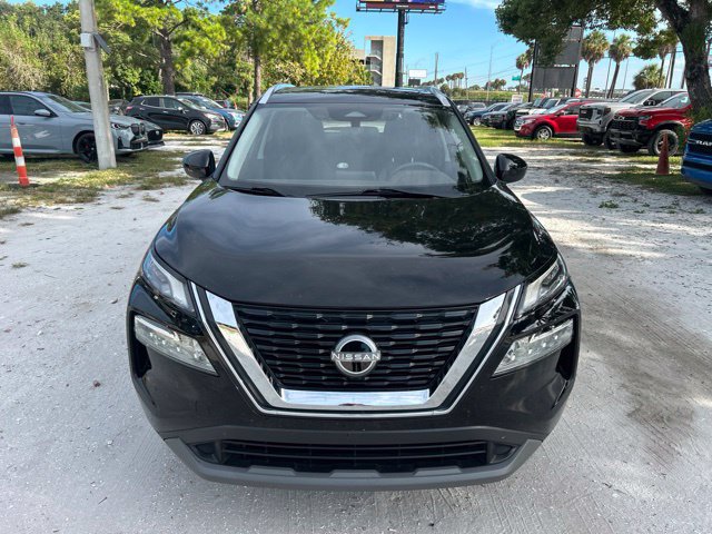 Used 2023 Nissan Rogue SV w/ SV Premium B Package FWD image 16
