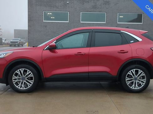 Used 2022 Ford Escape SEL image 3
