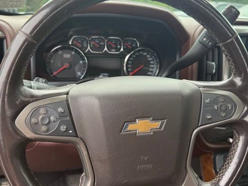 Used 2019 Chevrolet Silverado 2500 High Country w/ Duramax Plus Package AWD/4WD image 11