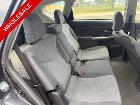 Used 2013 Toyota Prius V Five FWD image 17