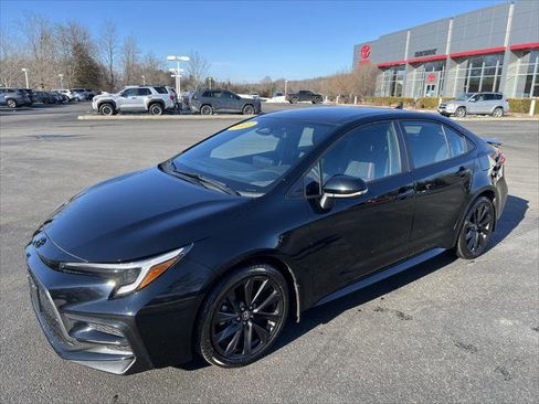 Certified 2023 Toyota Corolla SE image 1