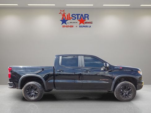 Used 2023 Chevrolet Silverado 1500 ZR2 w/ Technology Package AWD/4WD image 8