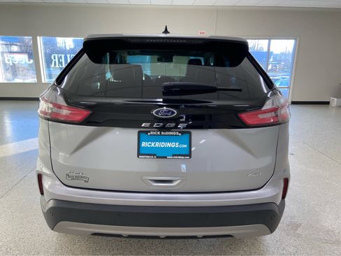 Used 2023 Ford Edge SEL w/ Convenience Package image 6