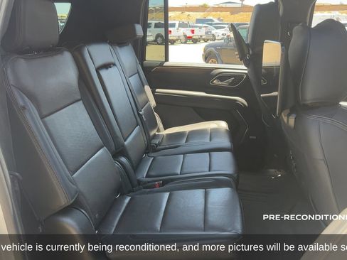 Used 2021 Chevrolet Suburban High Country w/ Max Trailering Package AWD/4WD image 15
