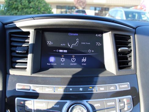 Used 2019 INFINITI QX60 Luxe w/ Essential Package image 12