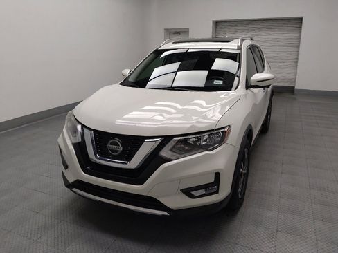 Used 2020 Nissan Rogue SV w/ Sun & Sound Touring Package FWD image 15