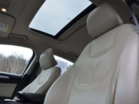 Used 2015 Ford Fusion Titanium image 16