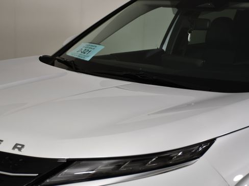 Used 2024 Mitsubishi Outlander SE AWD/4WD image 12