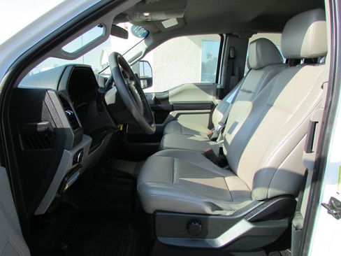 Used 2021 Ford F250 XL w/ Power Equipment Group RWD image 15