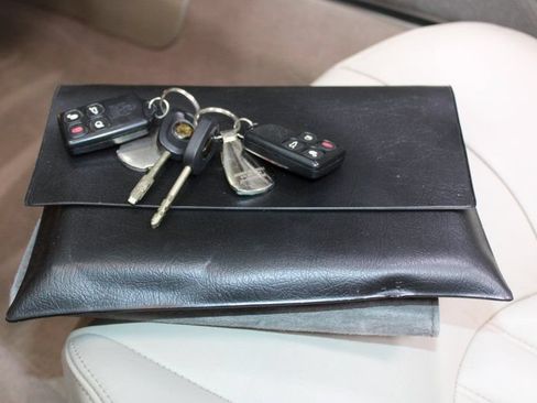 Used 1999 Jaguar XK8 Convertible RWD image 37