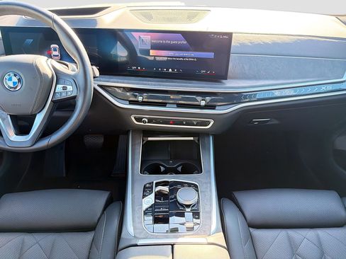Certified 2025 BMW X5 xDrive50e image 19