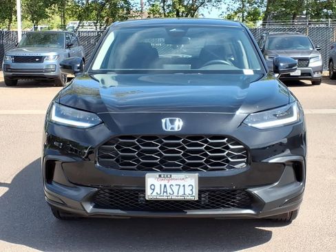Used 2024 Honda HR-V LX image 2