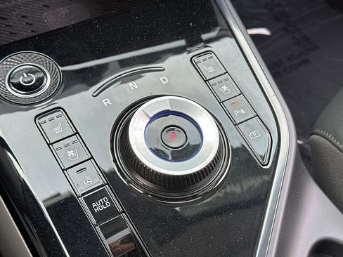 Certified 2023 Kia Niro Wave image 22