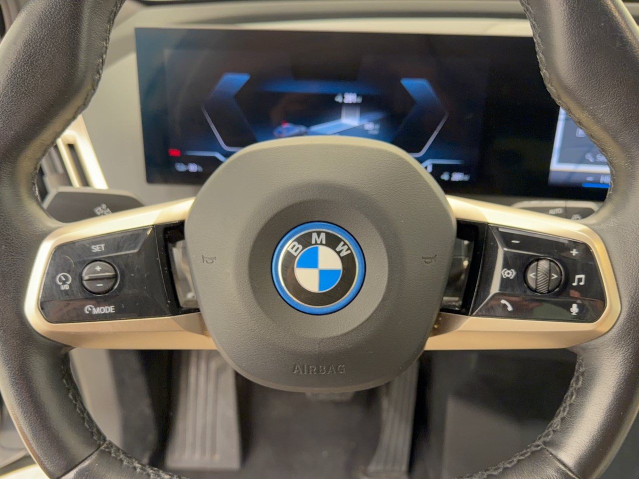 Certified 2024 BMW iX xDrive50 w/ Sport Package AWD/4WD image 10