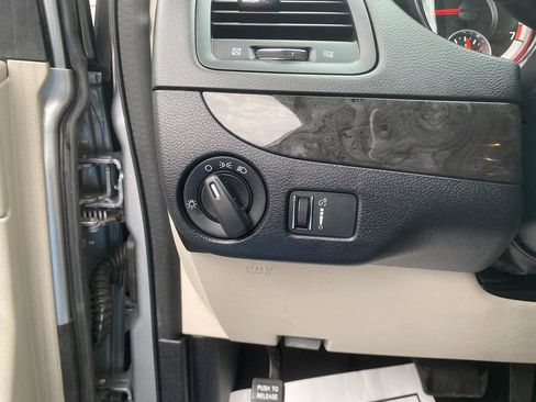 Used 2017 Dodge Grand Caravan SE w/ Power Window Group image 14