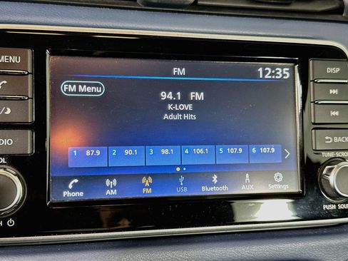 Used 2024 Nissan Versa SV w/ Trunk Package FWD image 21