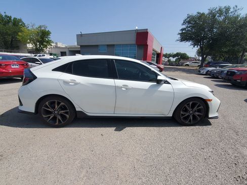 Used 2017 Honda Civic Sport Touring image 7
