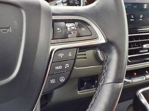 Certified 2022 Lincoln Navigator Black Label AWD/4WD image 16