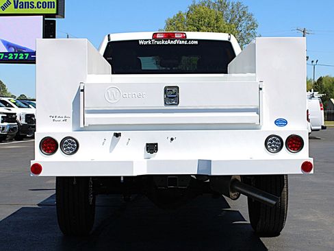 Used 2026 RAM 3500 Tradesman w/ Chrome Appearance Group A AWD/4WD image 10