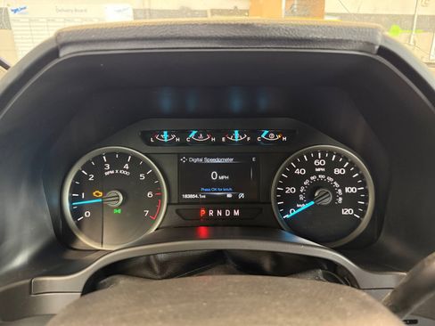 Used 2019 Ford F150 XLT w/ Equipment Group 302A Luxury image 11