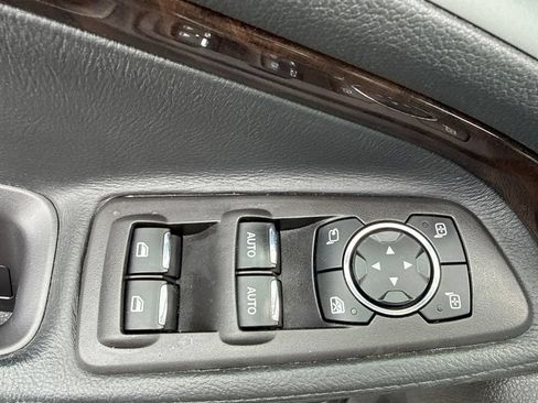 Used 2014 Ford Explorer Limited w/ Equipment Group 302A AWD/4WD image 17
