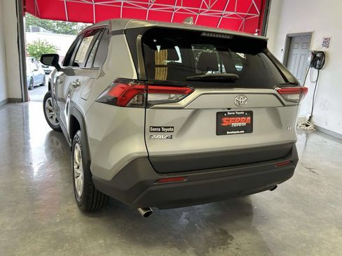Used 2025 Toyota RAV4 LE FWD image 5