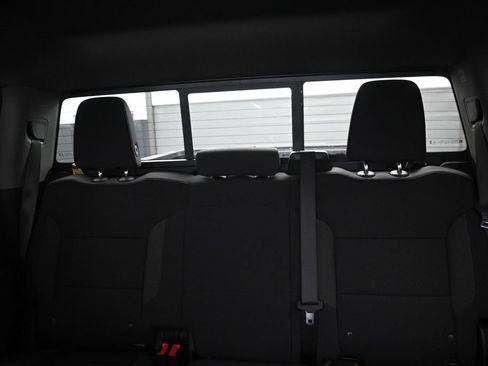 Used 2025 Chevrolet Silverado 1500 LT w/ Safety Package RWD image 17