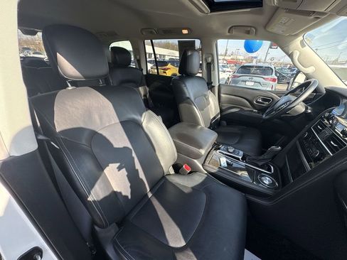 Used 2023 INFINITI QX80 Luxe w/ Cargo Package RWD image 26