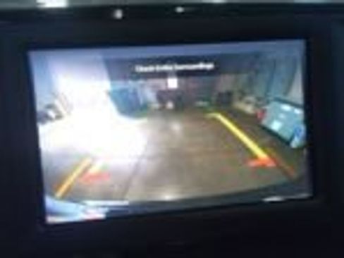 Used 2023 Chrysler Voyager LX FWD image 19
