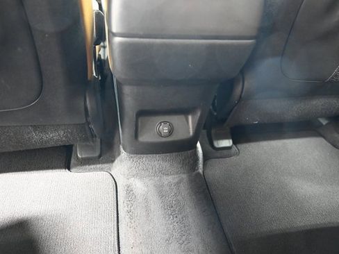 Used 2021 Kia Telluride SX image 30