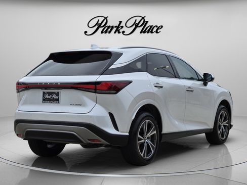 Used 2025 Lexus RX 350 Premium w/ Accessory Package (Z1) FWD image 5
