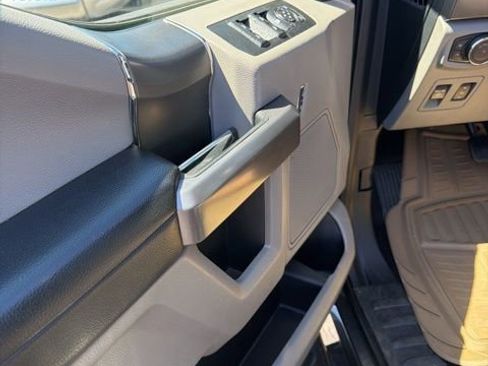 Used 2020 Ford F150 XLT w/ Equipment Group 302A Luxury image 9