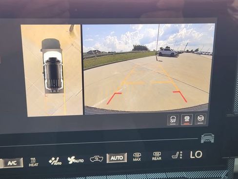 New 2026 GMC Hummer EV SUV AWD/4WD image 15
