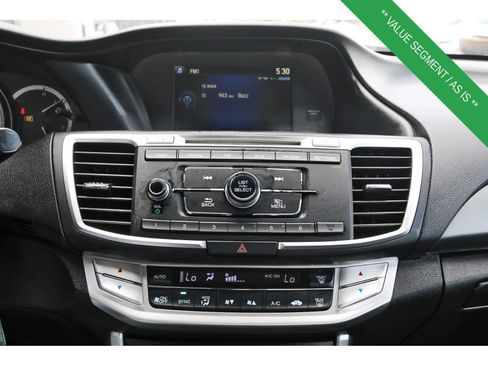 Used 2014 Honda Accord LX image 24