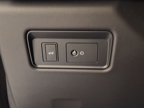 New 2026 Jaguar F-PACE R-Dynamic S image 22